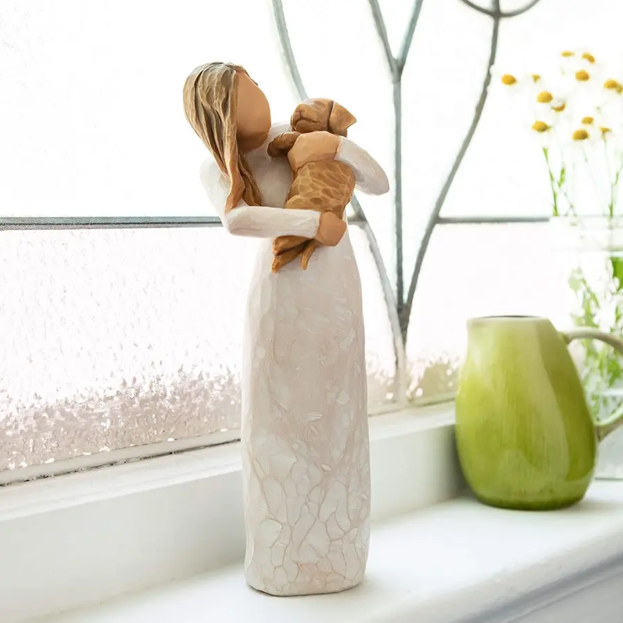 Minimalist Modern Small Resin Woman and Pet Figurine - Love-Focused Multifunctional Home Decor Statue with Smooth Finish, Valentines Day Gift for Pet Lovers, Desk Ornament with Gift Box