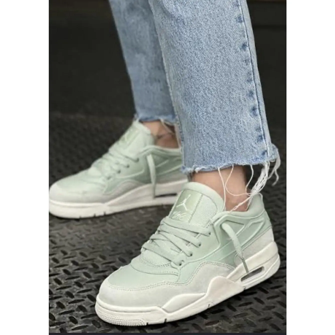 Nike Air Jordan 4 RM Womens Size 8.5-10 Casual Sneaker Seafoam Sail White Shoe