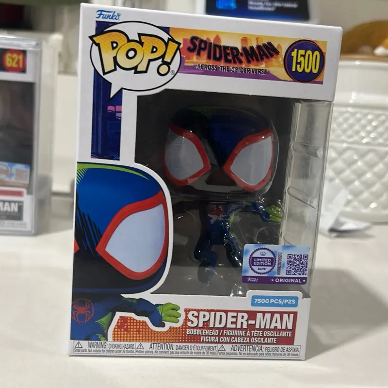 Funko Pop New Vinyl Figure - Spider-Man TV/Movie Character Limited Edition (LE 7500 PZS) Collectible Figurine