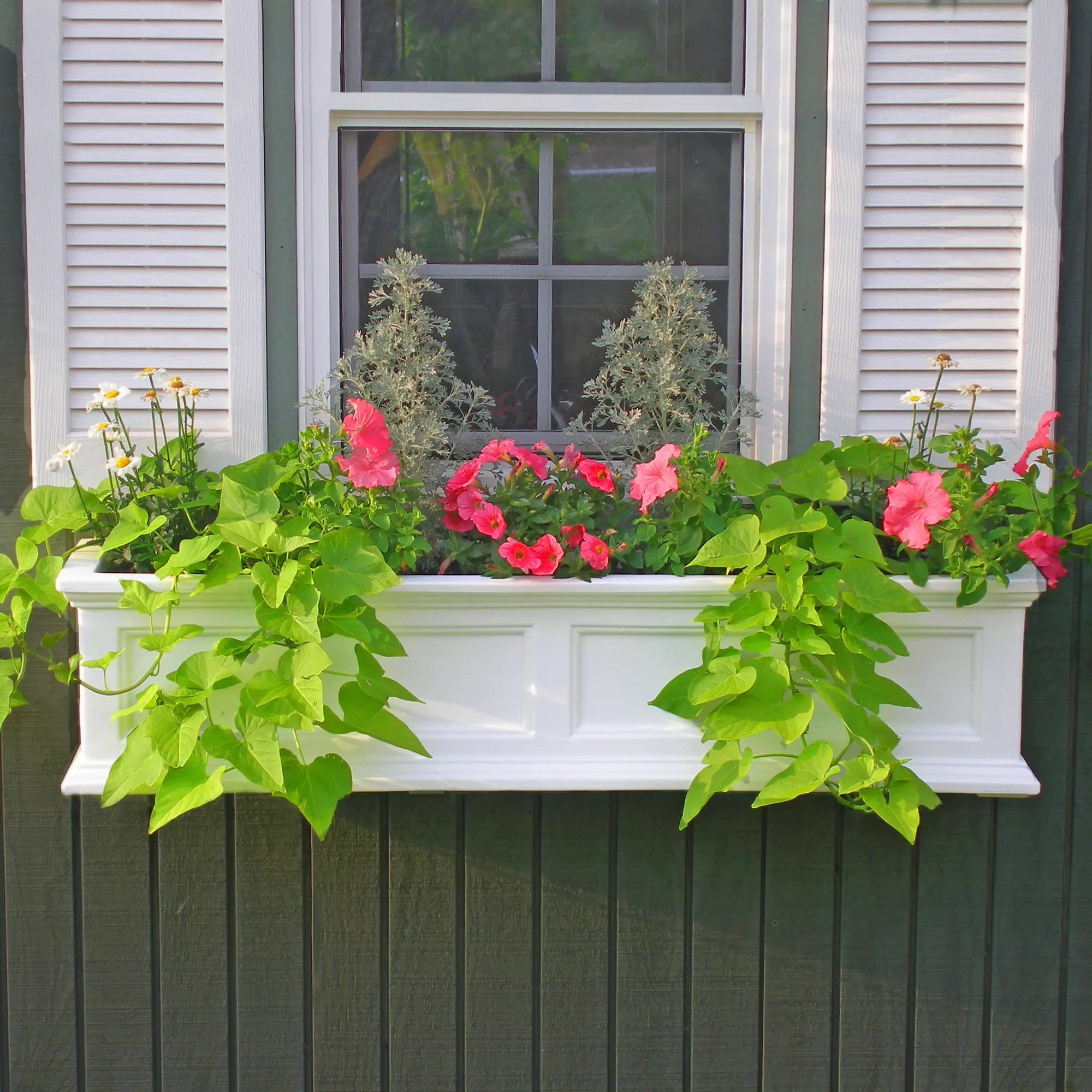 Mayne 5823W Fairfield Rectangular 4ft Window Box - White, 9.5 Gal Cap., Polyethylene Construction, Included Brackets, Sub-Irrigation System
