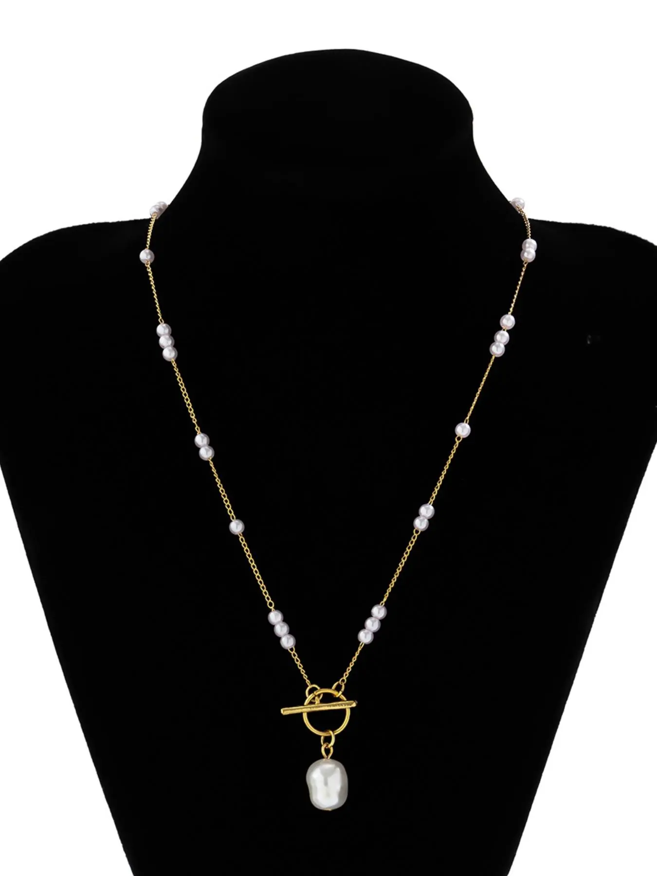 Elegant Baroque Pearl Pendant Necklace, Dangling Pearl Necklace, Random Size Pearl Chain for Casual Wear, Simple Zinc Alloy Design for Gifts, Pearls Necklace, Neck Jewelry, Accessory Necklace