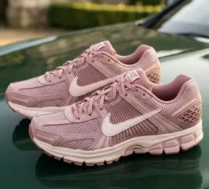 Nike Zoom Vomero 5 Red Stardust HF1553-600 Mens Fashion Sneakers New