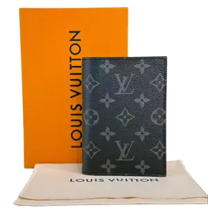 Pre-owned Louis Vuitton Leather Small Leather Goods Passport Holder