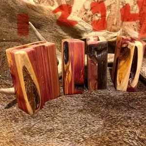 Character Red Cedar Calls