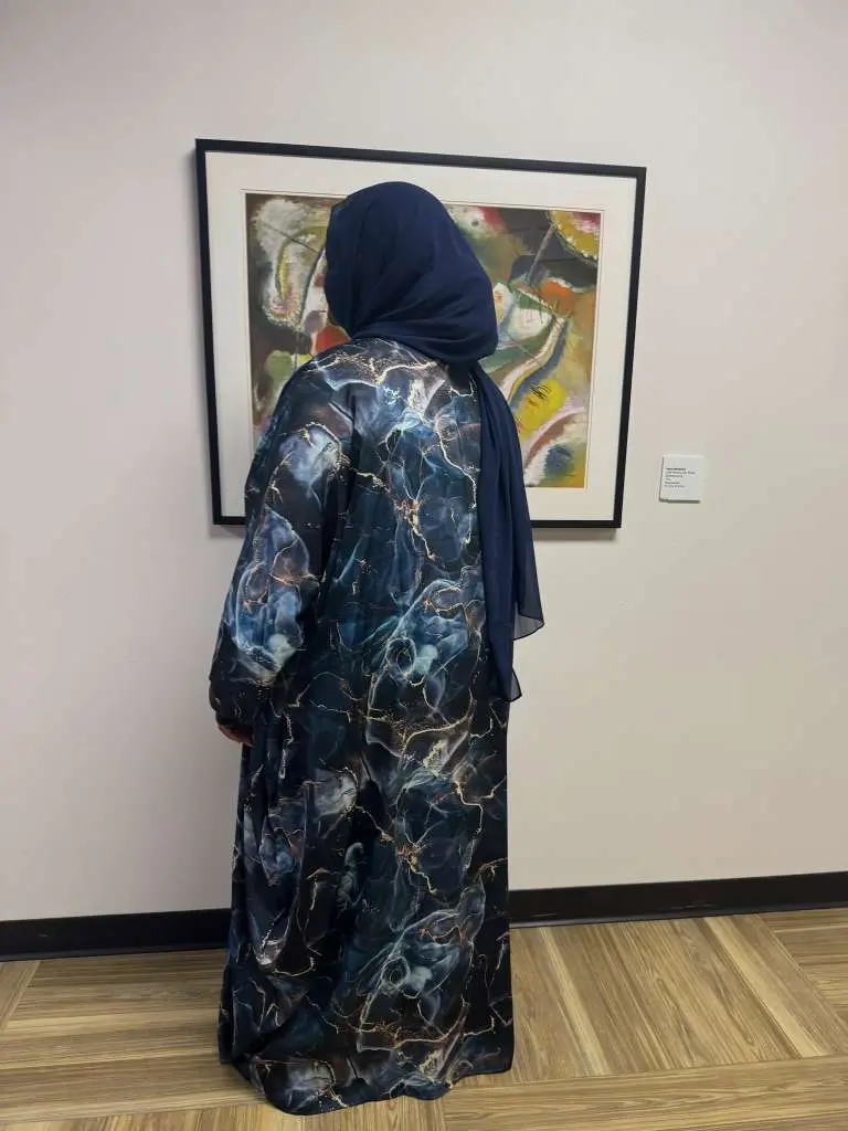 Women's Islamic Loose Long-Sleeve Crew Neck Sapphire Marble Print Abaya with Matching Chiffon Hijab (Size L, Female, None)
