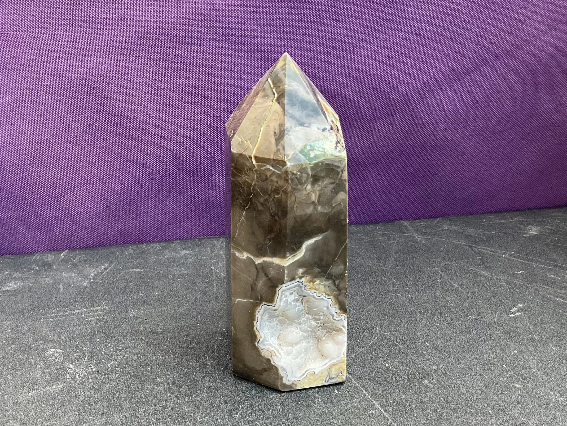 Natural Volcano Agate point