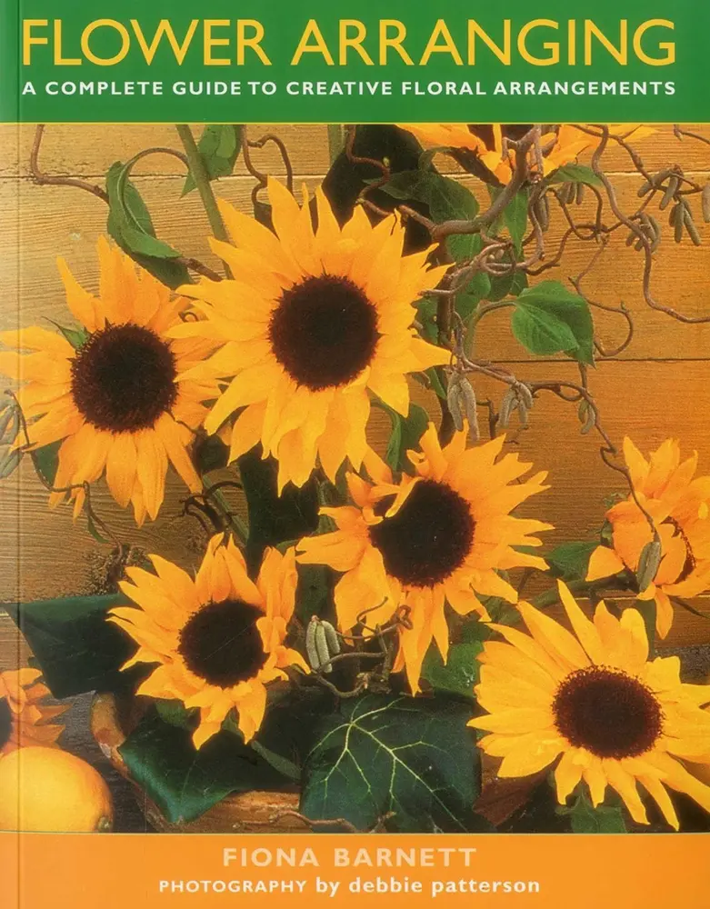 USED-Flower Arranging: A Complete Guide to Creative Floral Arrangements by Barnett, Fiona (Paperback)
