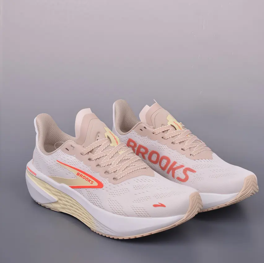 Nude Apricot Orange Gradient Knit Max Cushion Running Shoes, Brooks Shock Absorb Marathon Trainers, Breathable Anti-Slip Long Distance Road Sneakers For Women Jogging