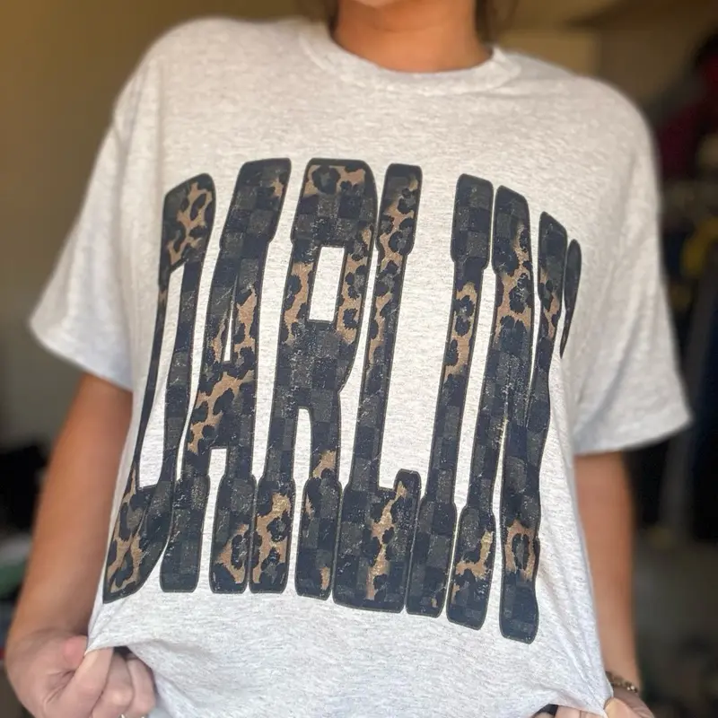 Darlin leopard Graphic Top Darlin leopard Graphic Top