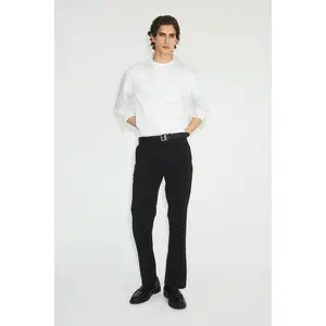 H&M Four-way Stretch Chinos H&M Four-way Stretch Chinos