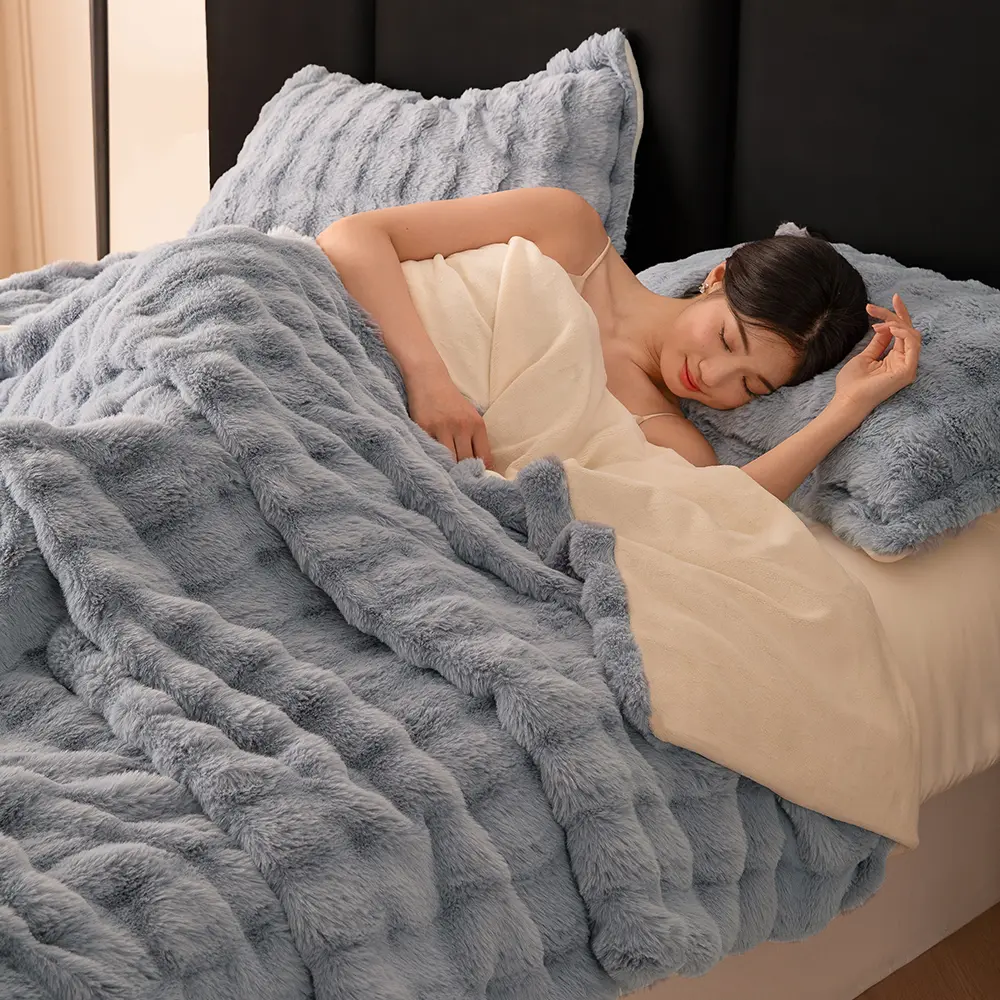 Snooztex Ultra-Soft Thick Polyester Solid Faux Fur Blanket - Glam, Multiple Colors & Sizes, Warm Plush, All-Seasons Non-Customized Blanket for Adults, Hand Wash Only, Bedroom Decor Gift for Women