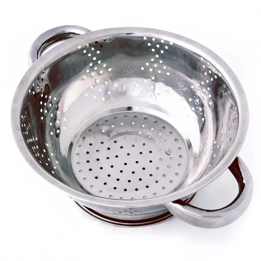 Brybelly BRY005567U 2.5 qt. Stainless Steel Colanders