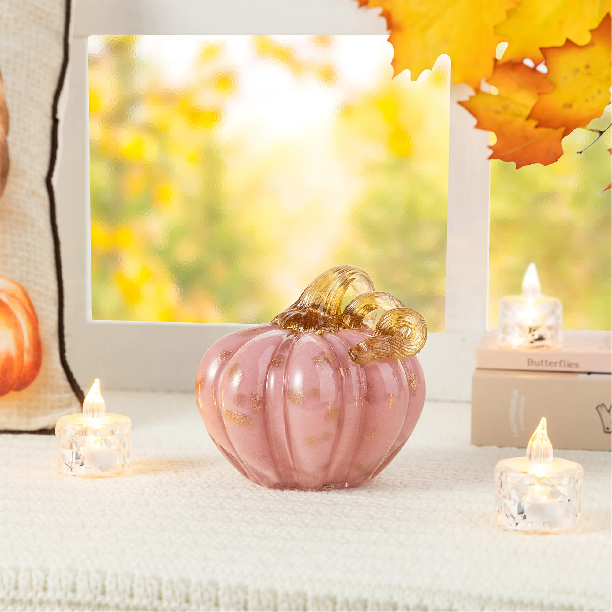Glitzhome 4.5"D X 4.75"H Pink Glass Short Pumpkin