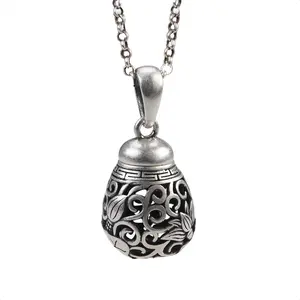 Floral Filigree Pendant Necklace Silver Plated with Chain Antique Style Fashion Accessory