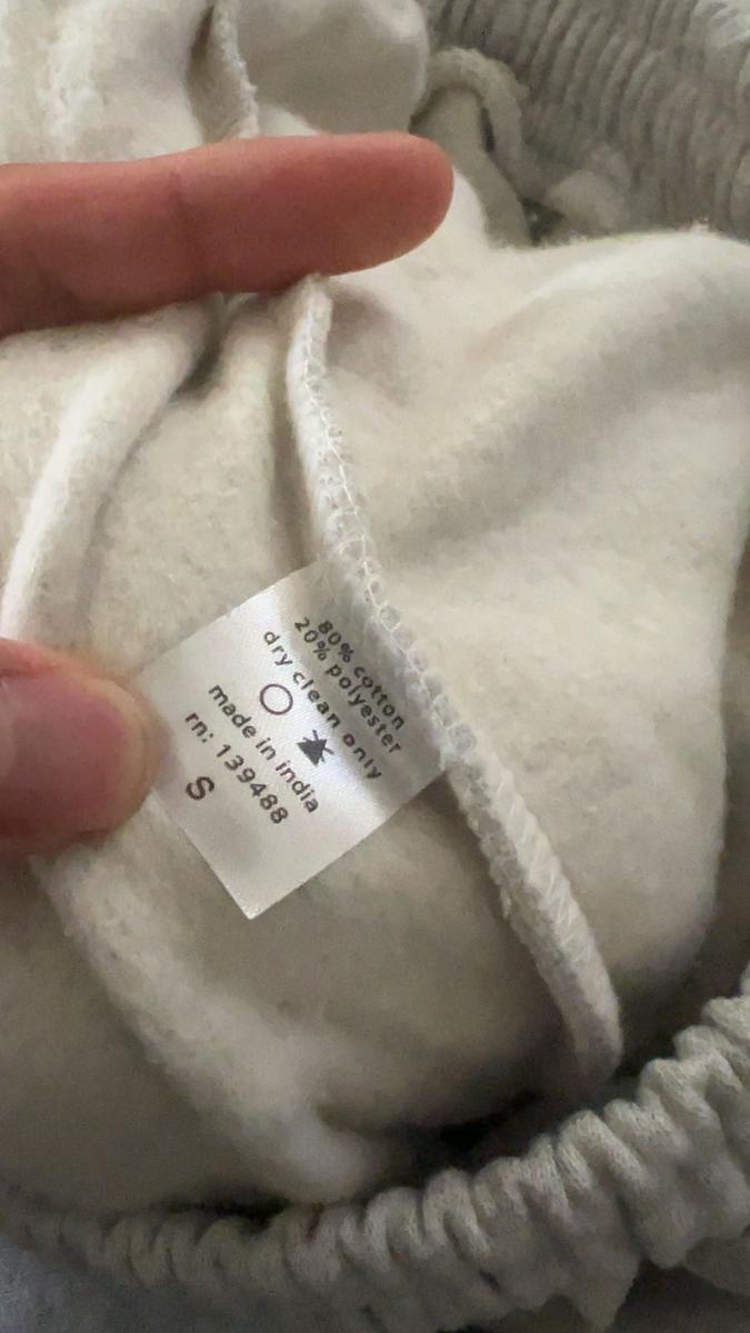 Item: Heather Grey, S