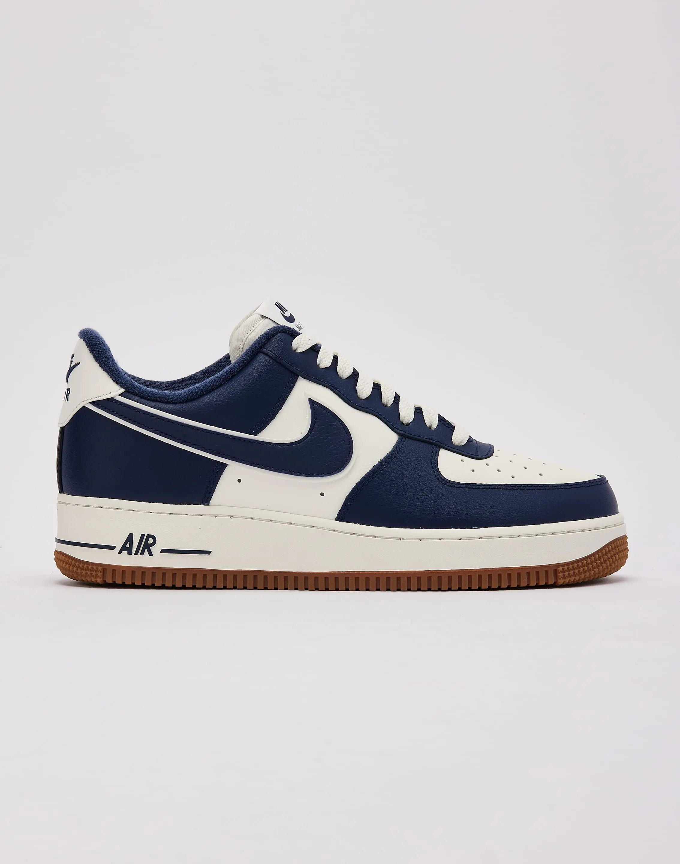 Mens Nike Air Force 1 Low '07 LV8