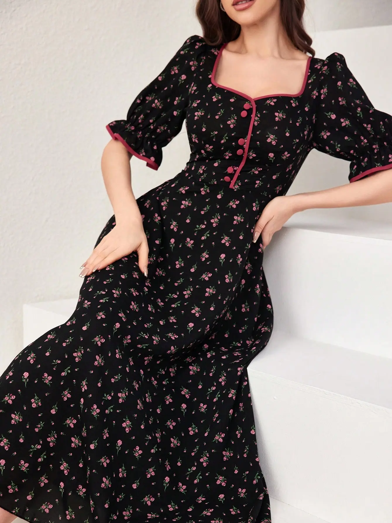 Elegant Black Floral Dress with Pink Trim and Button Detailing for Women