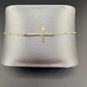 Gold 14k bracelet size 7-8 cross design for everyday wear