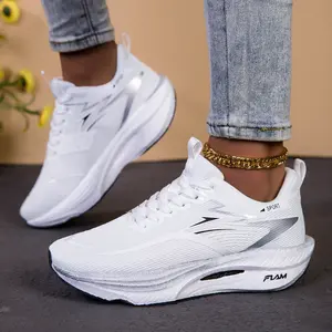 Women’s running shoes suitable for outdoor road running; new lightweight multicolor couple’s shoes (unisex); fashionable versatile outdoor trail running shoes; non-slip sports running shoes; breathable running shoes; casual athletic shoes