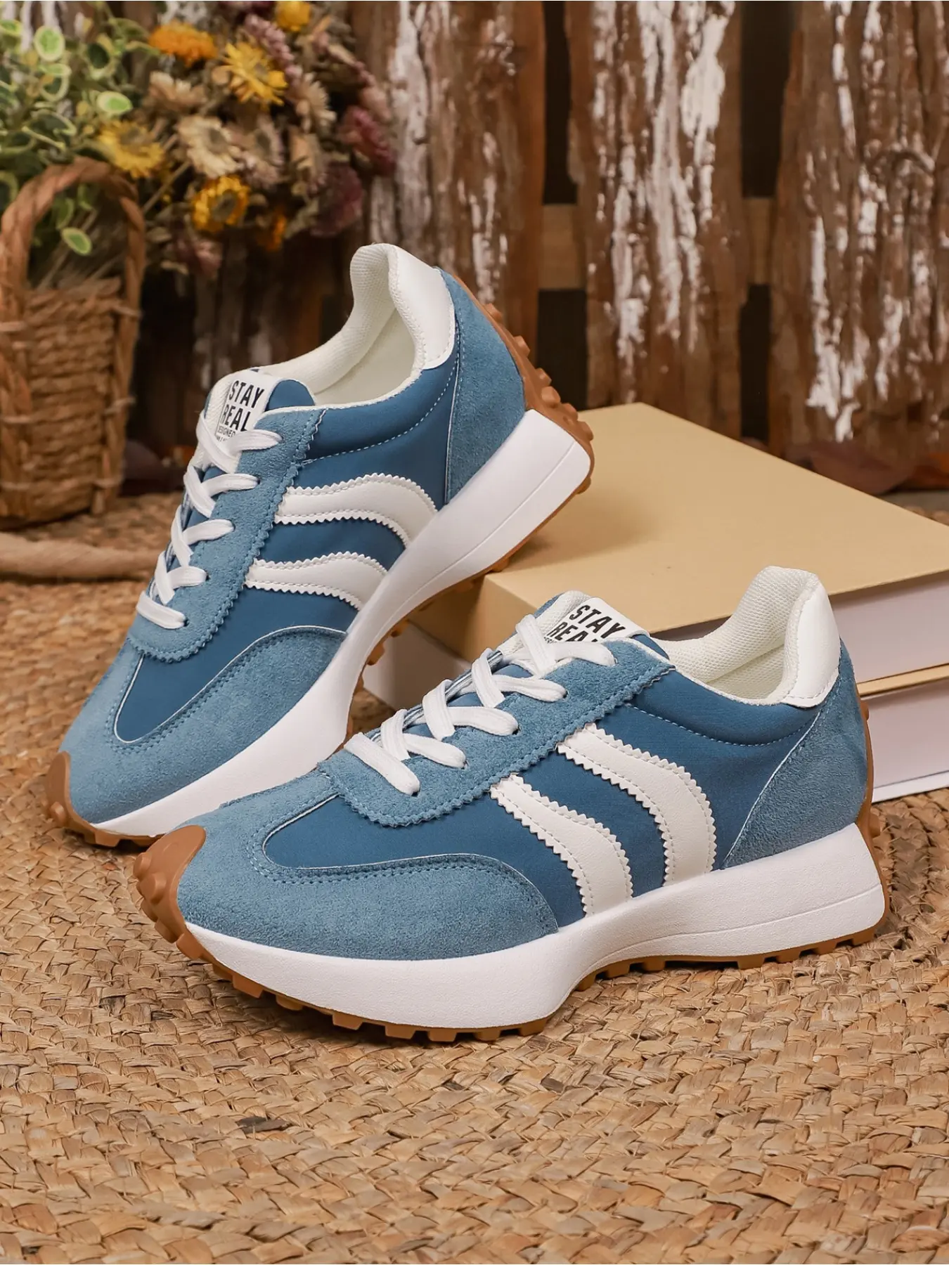 Women Height Increasing Thick Sole Non Slip Comfortable Breathable Fashionable Fitness Sporty Running Shoes for Outdoor Sports, Fashion Running Sneakers
