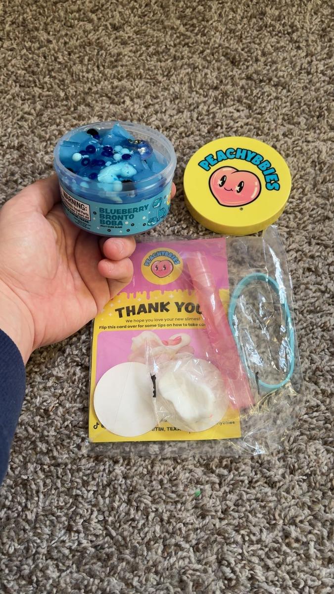 Item: Blueberry Bronto Boba