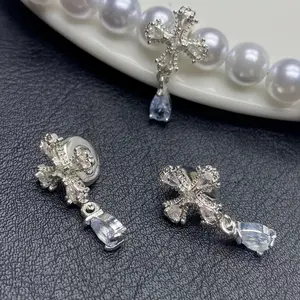 Q. Clasps and Buckles for Jewelry Making - Perfect for Your Craft