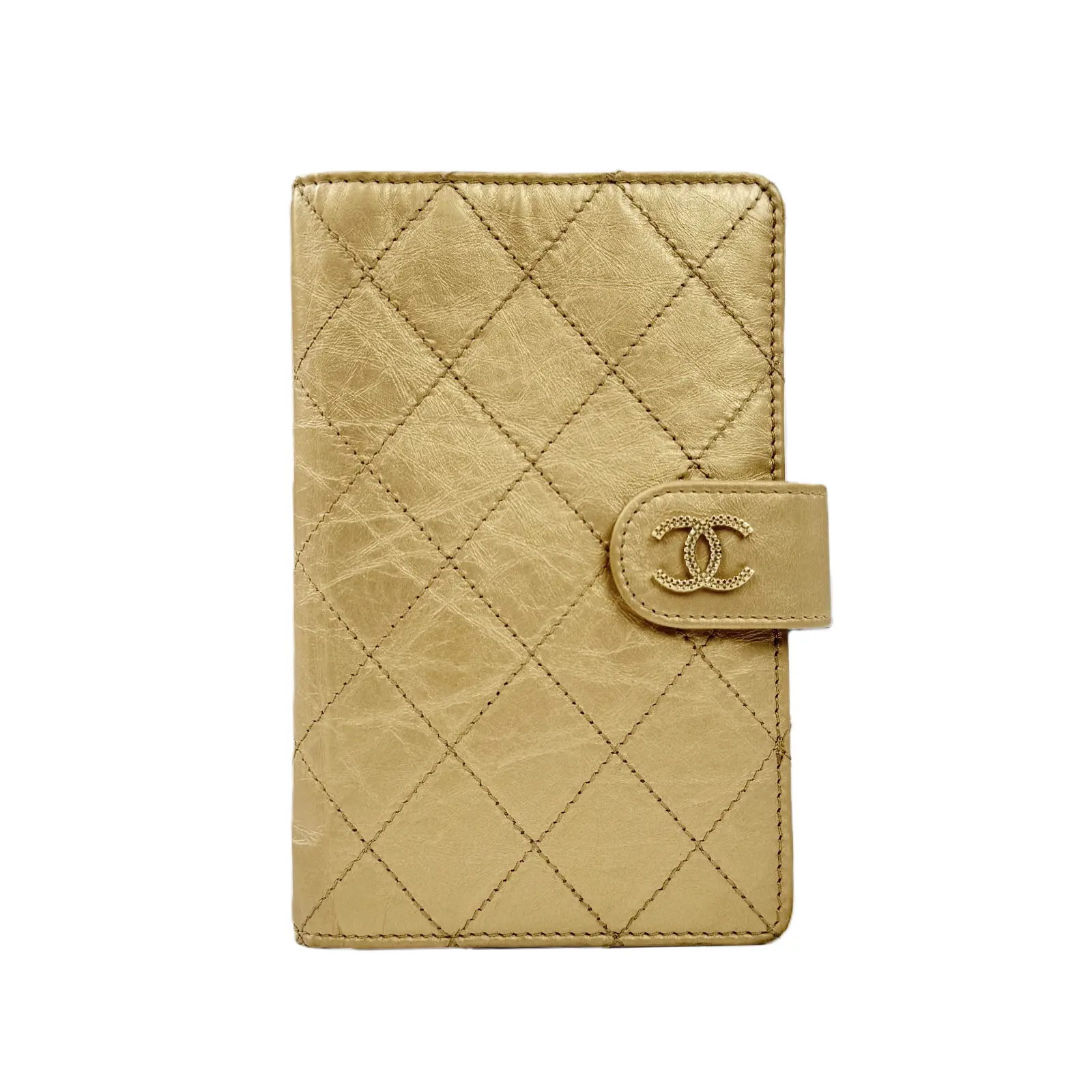Pre-owned CHANEL Crinkled calfskin leather Mini Bags Quilted Long Wallet in gold crinkled leather with CC turn lock hardware.xb021