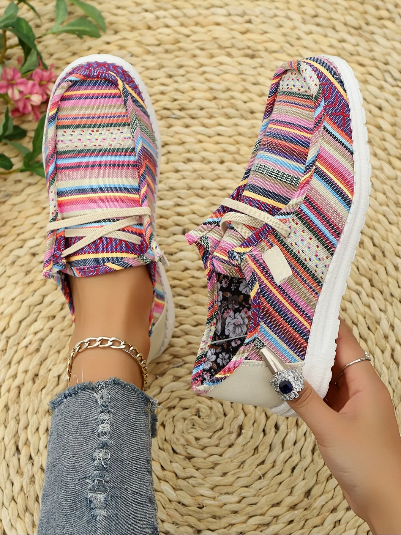Autumn New Ethnic Style Floral Stripe Patchwork Slip-On Loafers, Lace-Up Flat Round Toe Women's Shoes for Home Office Outdoor Wear Patchwork Walking Shoes, Slip On Footwear, Slip On Flats