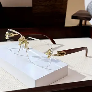 New European/American Style Women’s Frameless Glasses with Starry Cross Decor, Wood-Tone Temples, Metal Frame, Gradient Lenses — Retro Light‑Luxury Casual Fashion Statement