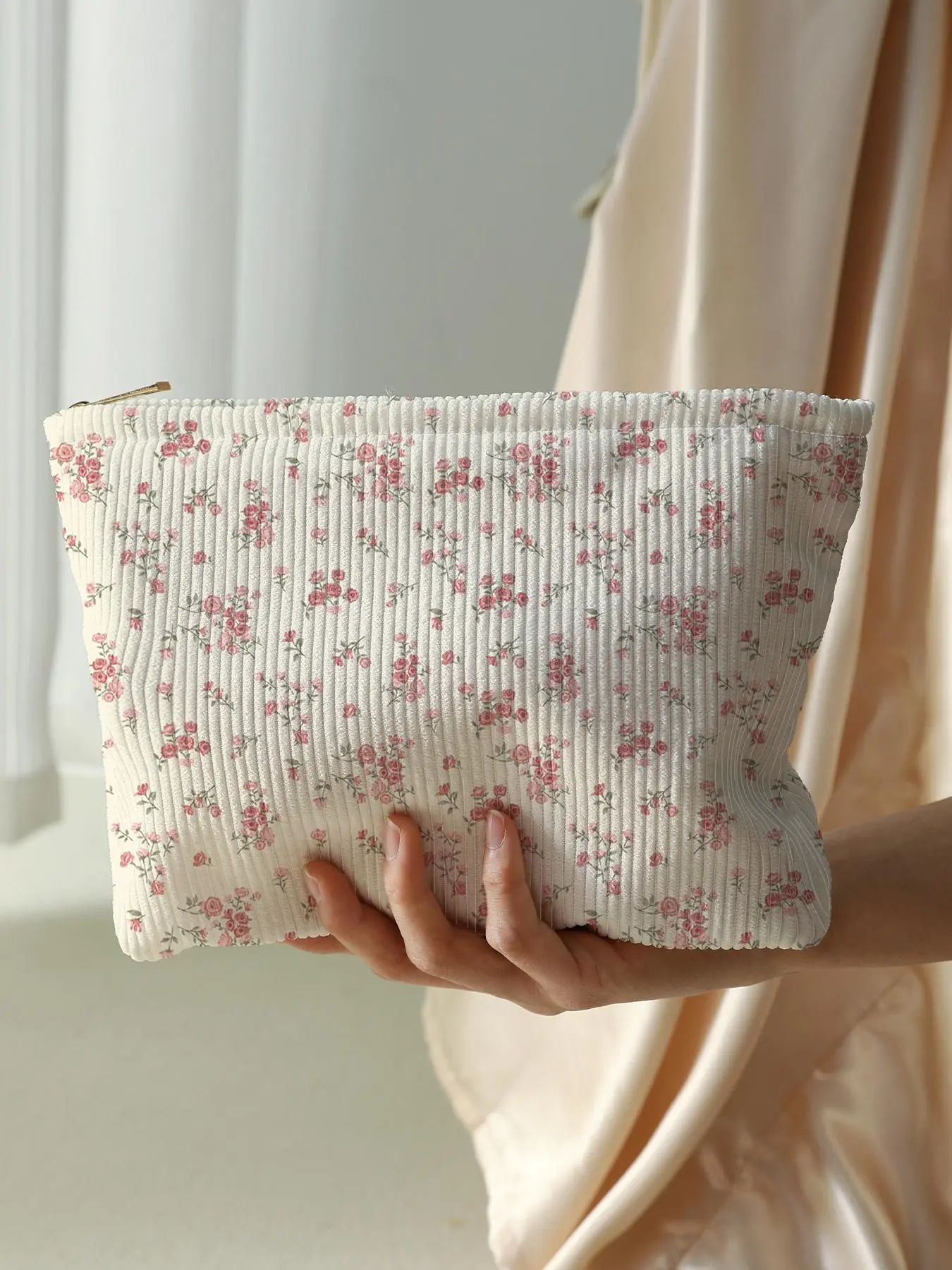 Ditsy Floral Pattern Makeup Bag, Casual Fashion Corduroy Zipper Makeup Bag for Travel, Cosmetics Bag, Cosmetic Travel Bags, Versatile Storage Bag for Women & Girls, Makeup Organizer Pouch, Handheld Cosmetic Pouch
