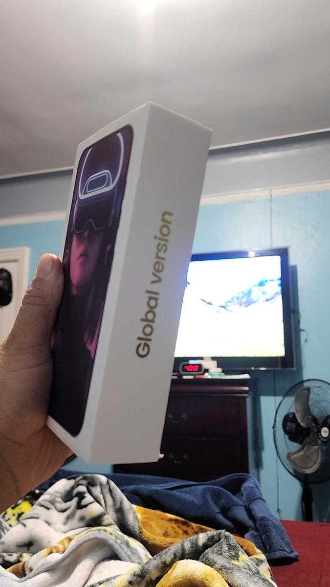 Item: Yellow, one-size