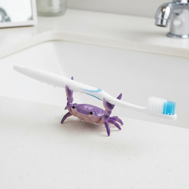 BMTWE 1 PCS Weightlifting Crabs Pen Holder Realistic Crab Shaped Pen Stand Crab Statu Creative Decorative Desk Ornament Office Stationery Supplies for Office Home Desk School