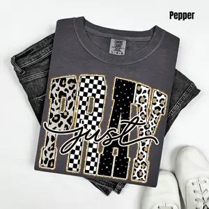 Patterned Just Pray Comfort Colors T-Shirt 'NLB'
