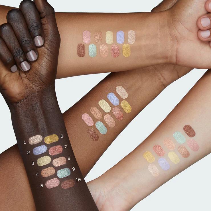 r.e.m. beauty interstellar highlighter topper