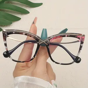 ORNAMENT OASIS Academy Frame – rectangular gold-tone metal glasses, oversized non-prescription design for smart layering