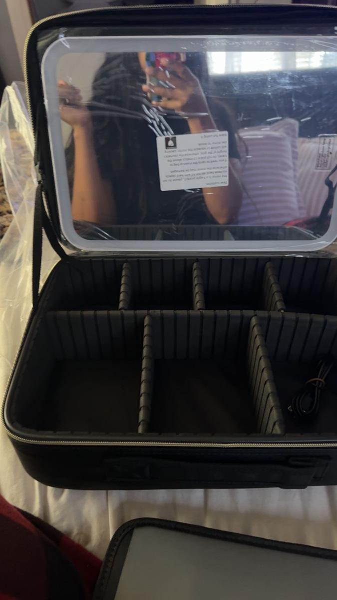 Item: Black- Removable Mirror