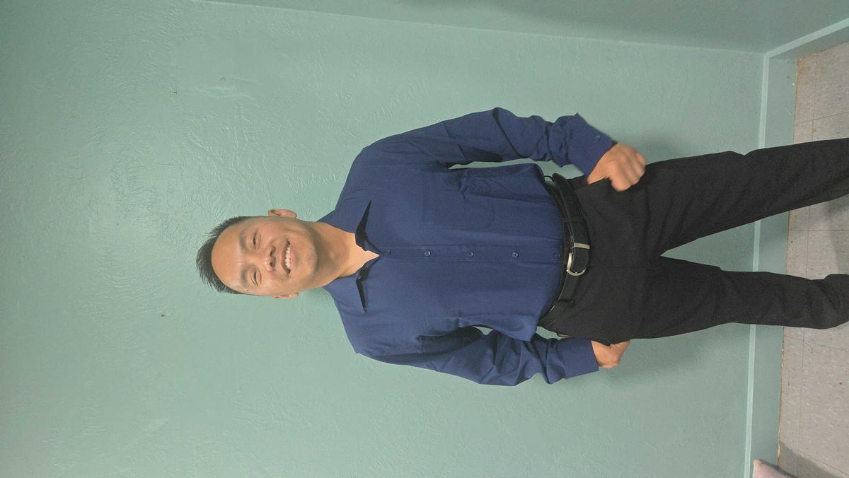 Item: Black-White-Navy, S