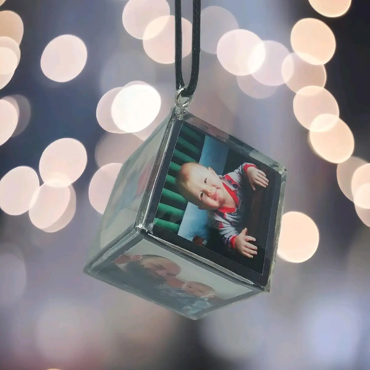 Car Photo Charm Resin Display Six Photos Rearview Mirror Charm Customizable High-Quality Epoxy Finish for Birthdays Anniversaries Baby Gifts