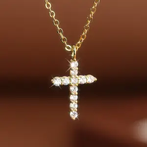 New Light Luxury Zirconium Small Cross Necklace Niche Exquisite Clavicle Chain Daily Versatile Pendant for Dating Commuting and All Occasions Birthday Gift for Girlfriend and Best Friend High-End Gentle V09