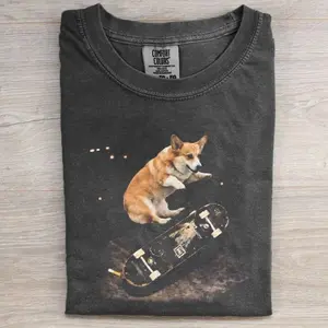 Comfort Colors Funny Corgi Skateboard T-Shirt , Skateboarding Dog Meme Graphic Tee , Random Animal Humor Shirt , Unisex Fit Design