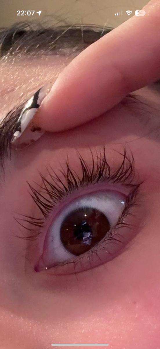 Item: Essential Eyelash Growth Serum (pack of 1)