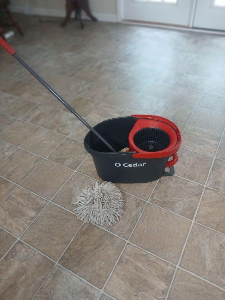 This O CEDAR mops are my absolute favorite. i have not used another mop since and i also have an extra mop and bucket for the house i clean.  My walls and door stay shiny with this mop. I couldn't recommend a more durable, cheap and easy mop to clean with