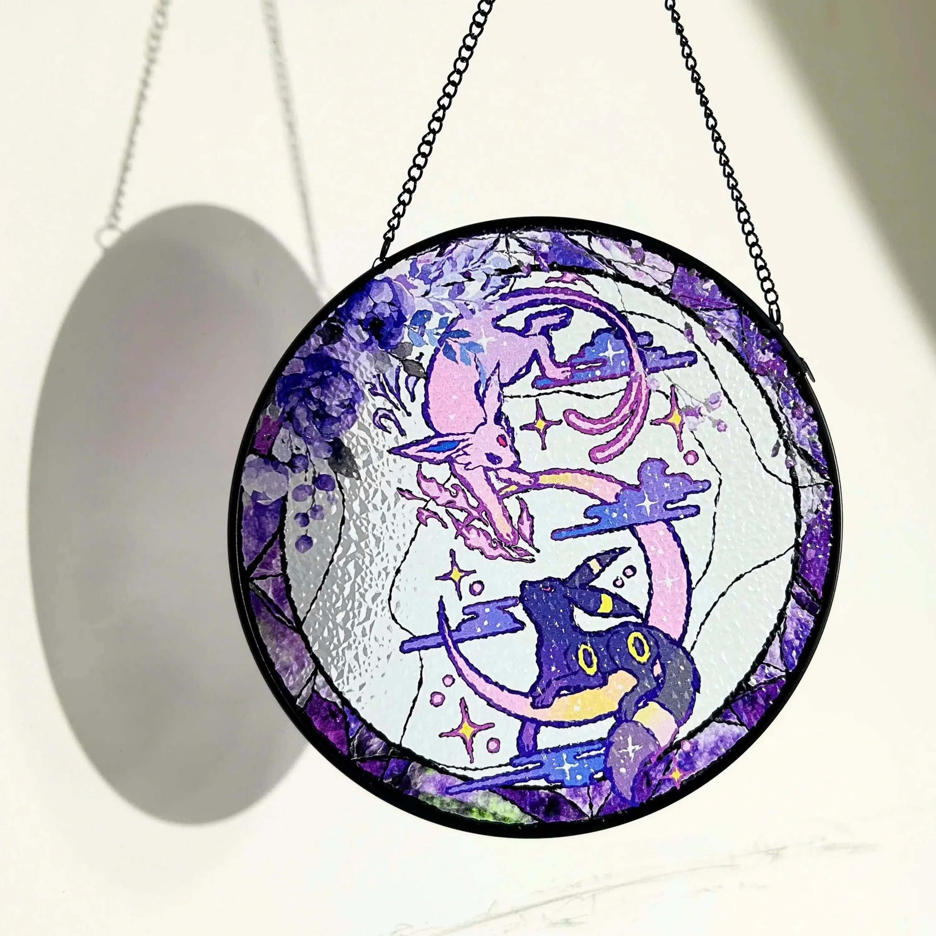 Espe0n and Umbre0n Stained Glass Suncatcher – Moon & Star Fox Cat Inspired Stained Glass Suncatcher – Anime Style Window Hanging Decor with Hook, Colorful Sun Catcher Gift