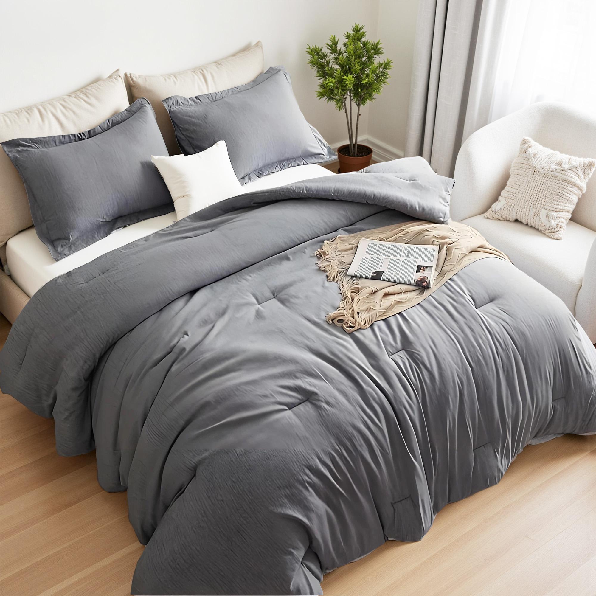 Bepatio Soft Cozy Comforter Set Queen Size-3 Pieces,Cationic Dyeing Comforter for All Season with 1 Comforter & 2 Pillow Shams, Breathable Lightweight, Ideal Gift for Luxury Bedroom Decor