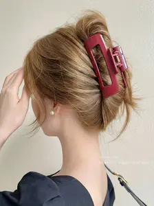 Soft silicone hair clip for women, high-end new style.