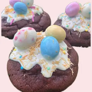 Eggspresso Easter Cookie - big cookies filled with dulce de leche + creme eggs. trending candy st patricks day gifts