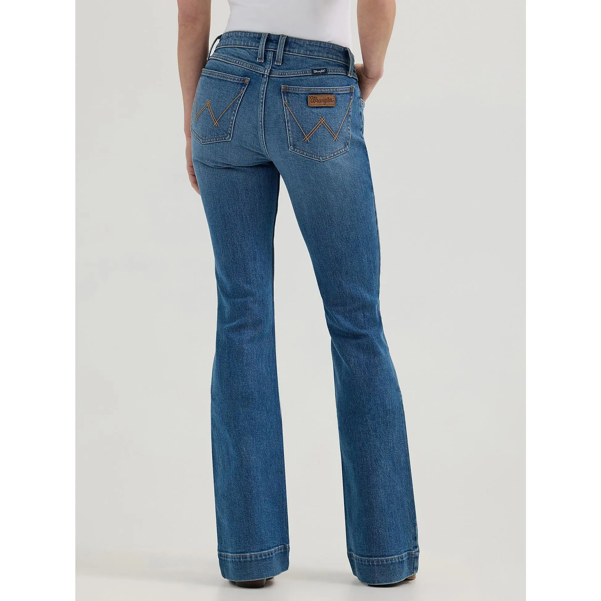 Wrangler Women's Grace Trouser Jeans, Mid Rise Relaxed Fit, Stylish Stonewash Cotton Elastane Denim Pants, Bottom, Mid Waist, Stylish Denim, Mid Rise Sits Naturally On The Waist