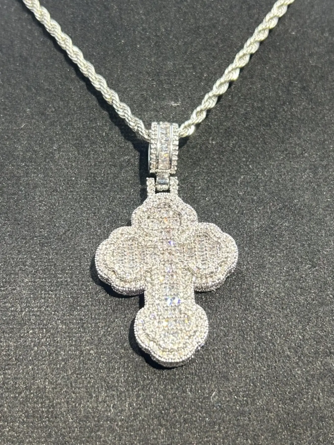 Four-Leaf Clover Cross Pendant Necklace for Men and Women, Trendy Rhinestone Embellishment Brass Zircon Charm, Hip Hop Style Jewelry, Cross Design Necklace, Cross Necklaces