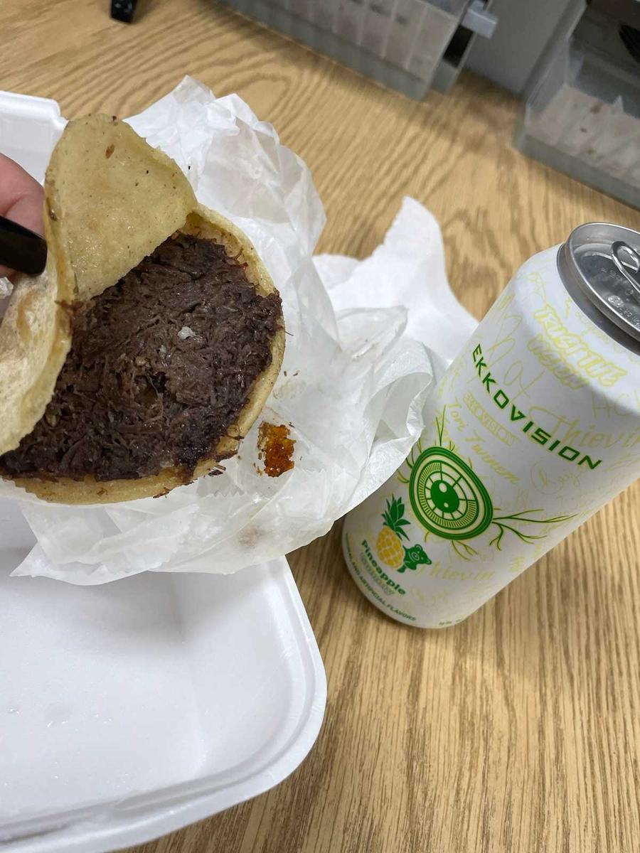 Item: Pineapple Gummy, 12 Pack