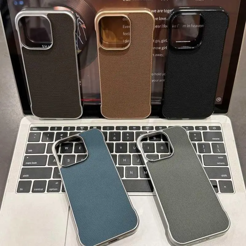 Summer Cooling Borderless Tech Pattern For iPhone 17 Pro Max Phone Case For iPhone 16 Minimalist For iPhone 15 Personalized HNY41PLFEF